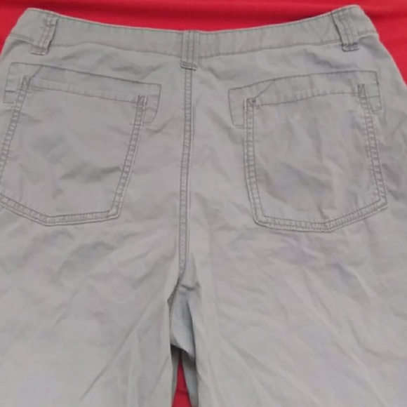 Old navy cargo gray shorts - Picture 5 of 5